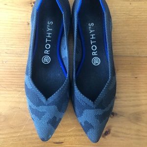 Rothys Camo Flats